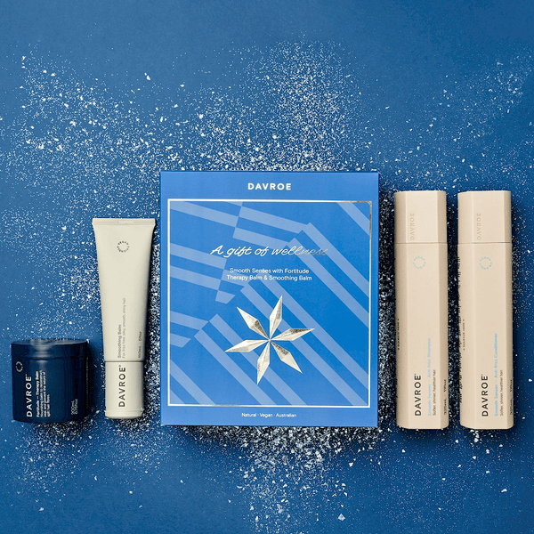 Davroe Smooth Senses Softer, shinier, healthier hair Transform your hair care routine with the Davroe Smooth Senses Quad Pack
Designed for those seeking luxuriously soft, shiny, and manageable hair. This carefully curated set features a moisture-rich shampoo and conditioner infused with Blueberry, expertly formulated to soften, smooth, and enhance the natural beauty of normal to dry hair
This moisture rich and balancing shampoo and conditioner with Blueberry is formulated to soften, smooth, and add lumino