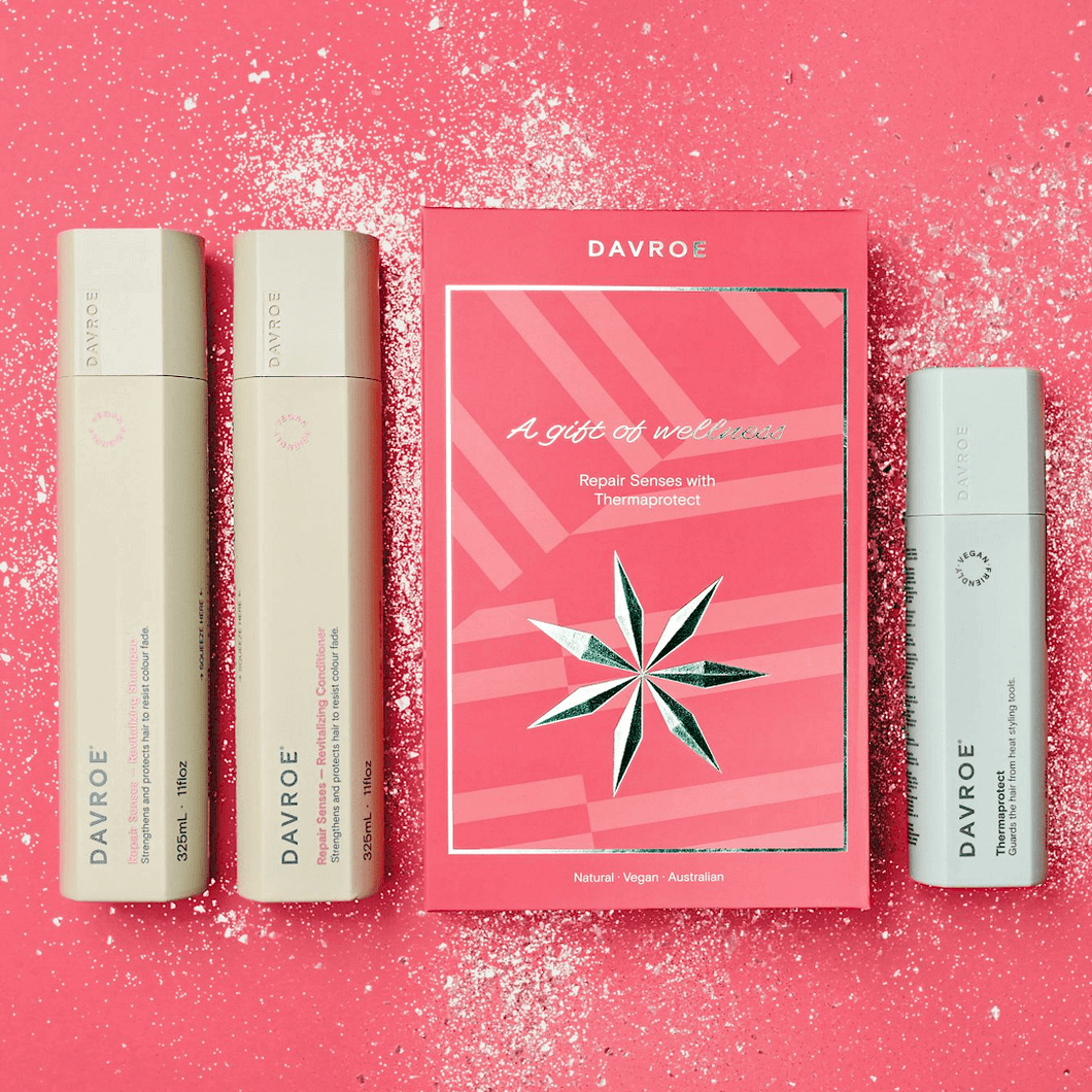 Davroe Repair Senses Christmas Trio Pack
Unlock the secret to beautifully restored hair with the Davroe Repair Senses Trio Pack.

Specifically formulated for normal and colored hair, this revitalizing set combines the power of Hibiscus and our unique Colour Protect Complex to extend the life of your color while nourishing each strand.